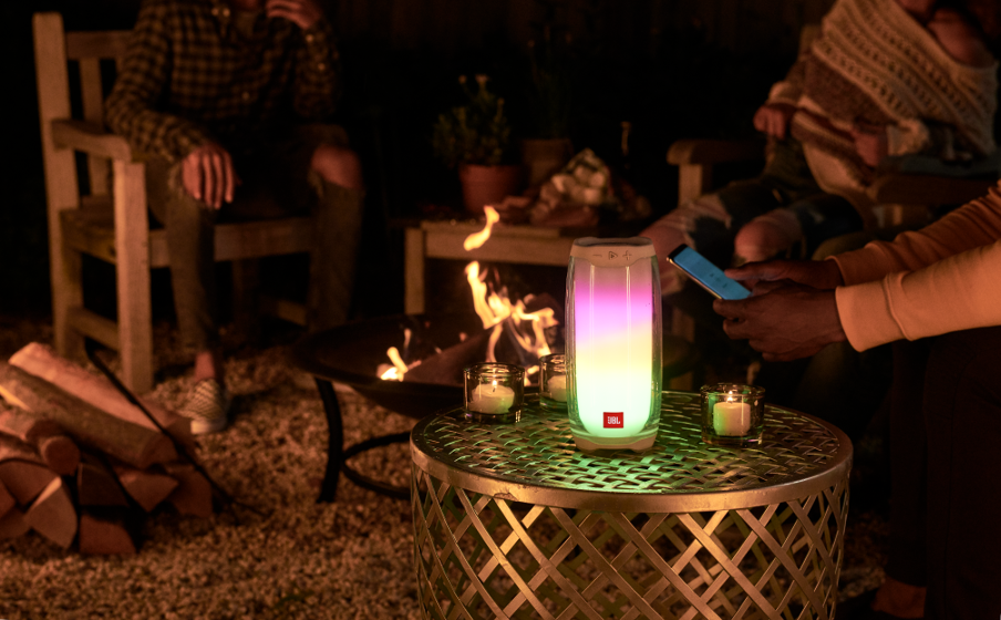JBL Pulse 4 Des lumières dans la nuit - Image